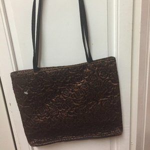 NEW LISTING Lightweight evening bag